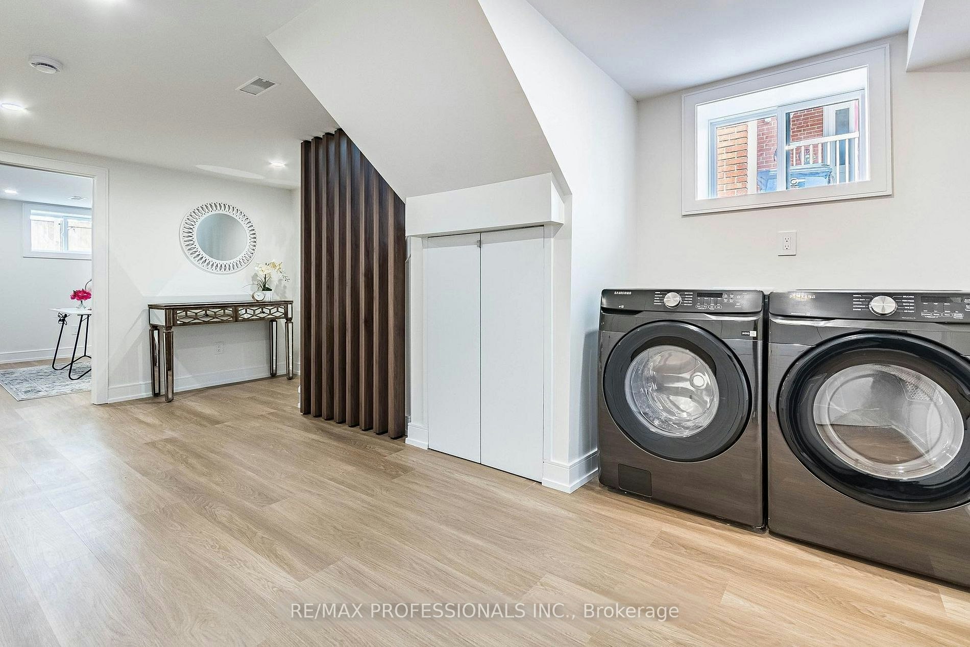 Lower-48 Lloyd Manor Road, Toronto, ON, M9B 5H7 - 14