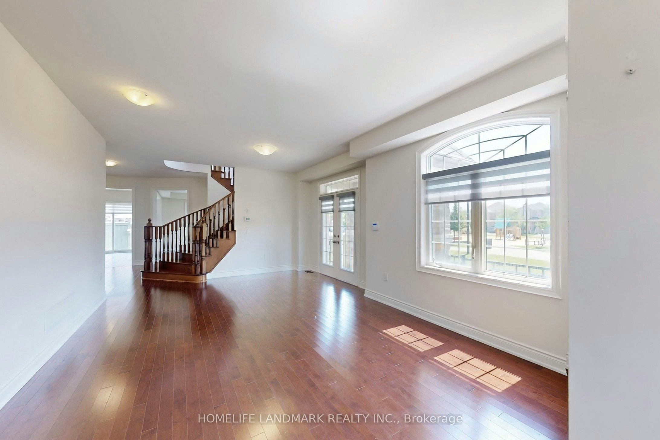 1533 Devine Point, Milton, ON, L9E 1H6 - 5