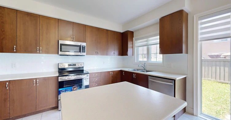 1533 Devine Point, Milton, ON, L9E 1H6 - 12