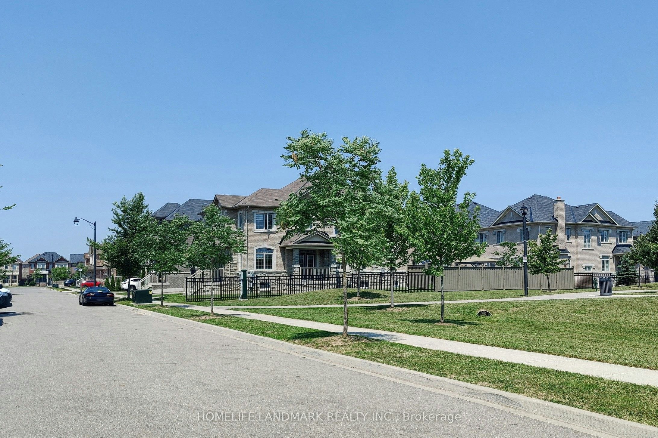 1533 Devine Point, Milton, ON, L9E 1H6 - 44