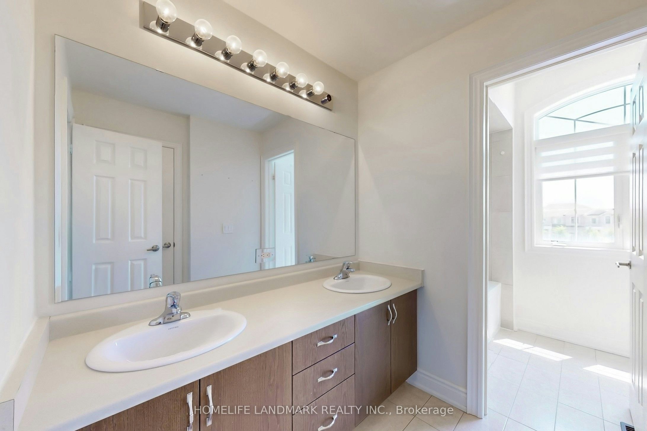 1533 Devine Point, Milton, ON, L9E 1H6 - 32