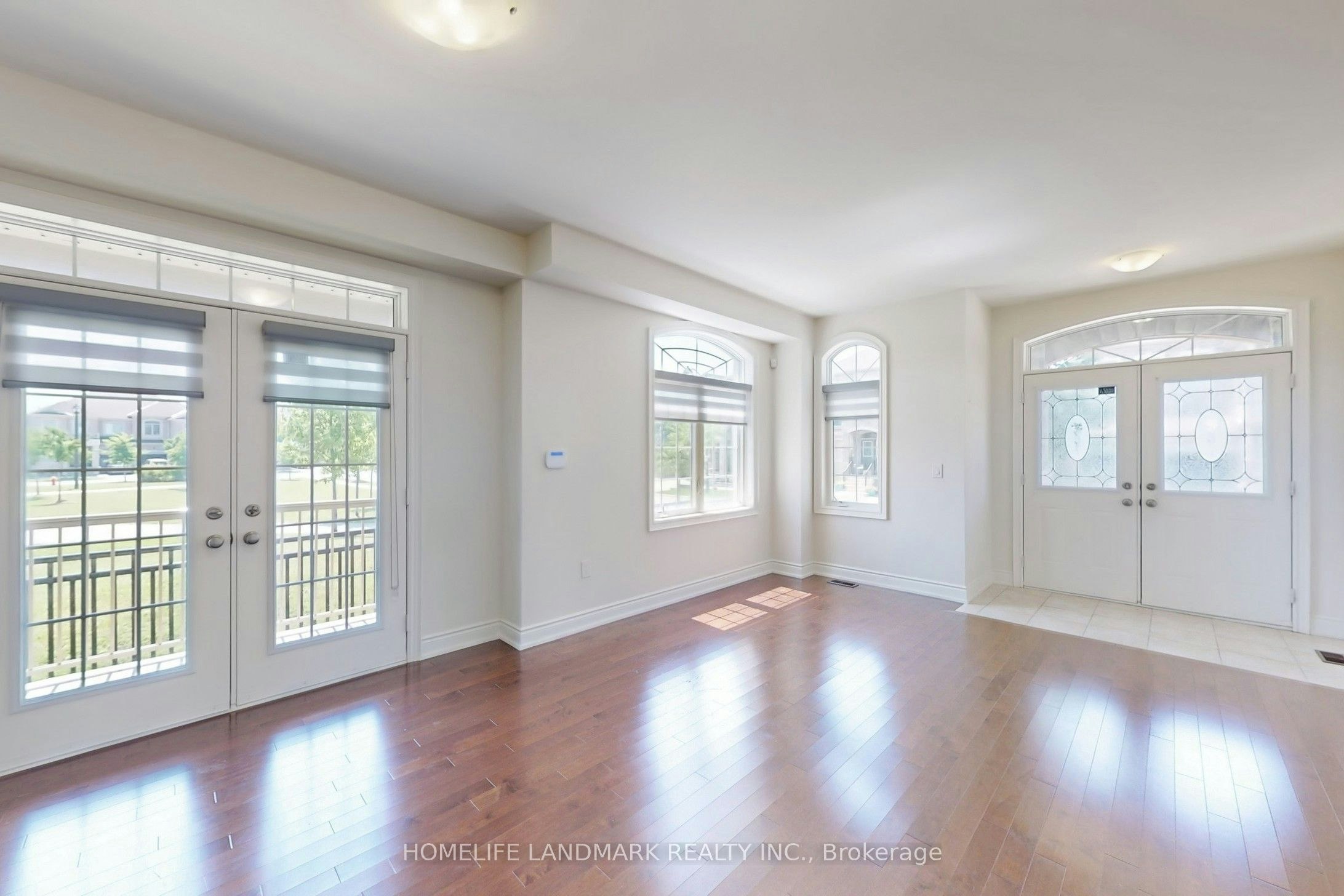 1533 Devine Point, Milton, ON, L9E 1H6 - 4