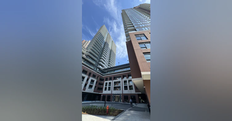 1210-4010 Eglinton Avenue, Toronto, ON, M9A 0G5
