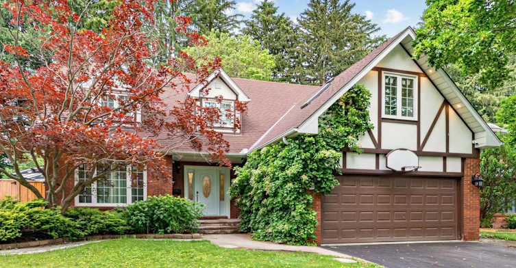 1415 Avonbridge Drive, Mississauga, ON, L5G 3G6