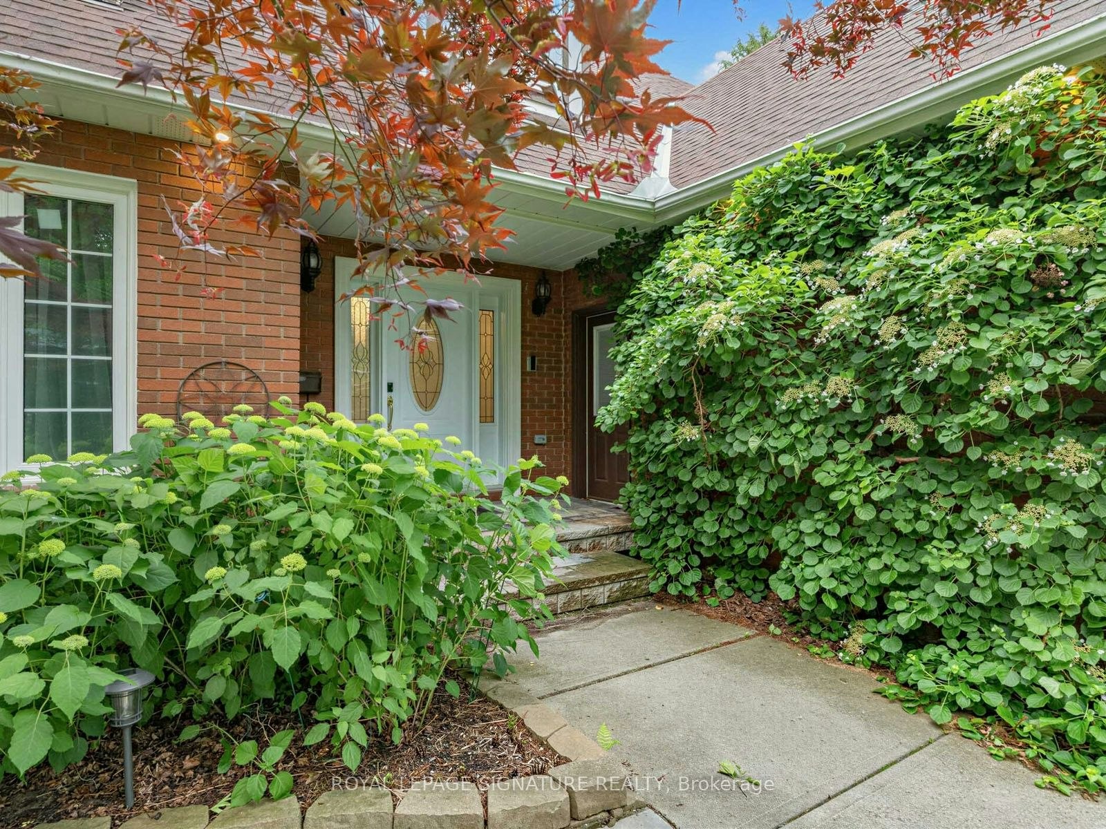 1415 Avonbridge Drive, Mississauga, ON, L5G 3G6 - 2