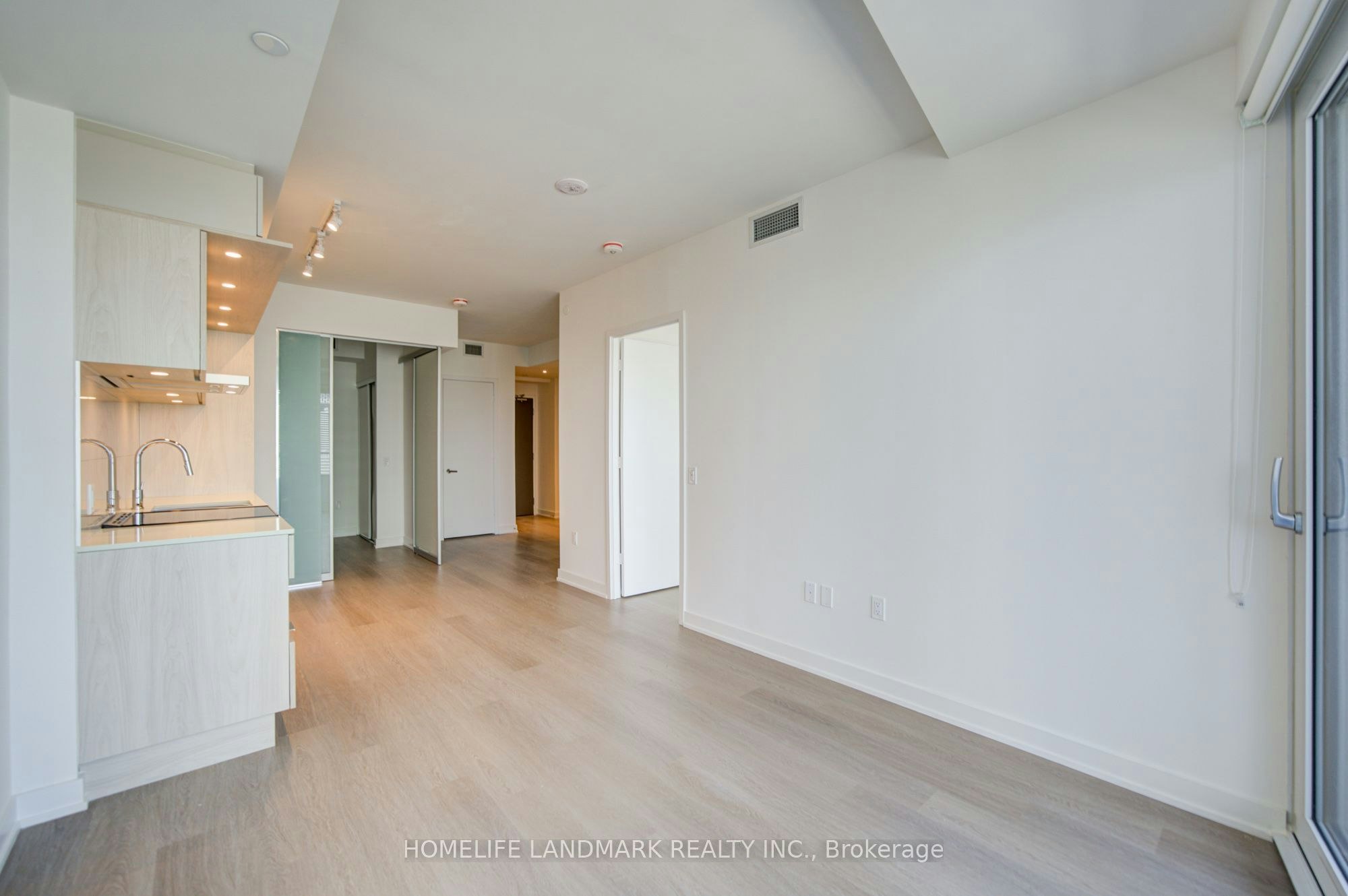 1705-448 Burnhamthorpe Road W, Mississauga, ON, L5B 0R4 - 11