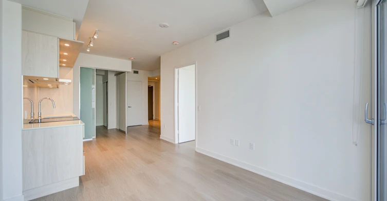 1705-448 Burnhamthorpe Road W, Mississauga, ON, L5B 0R4 - 11