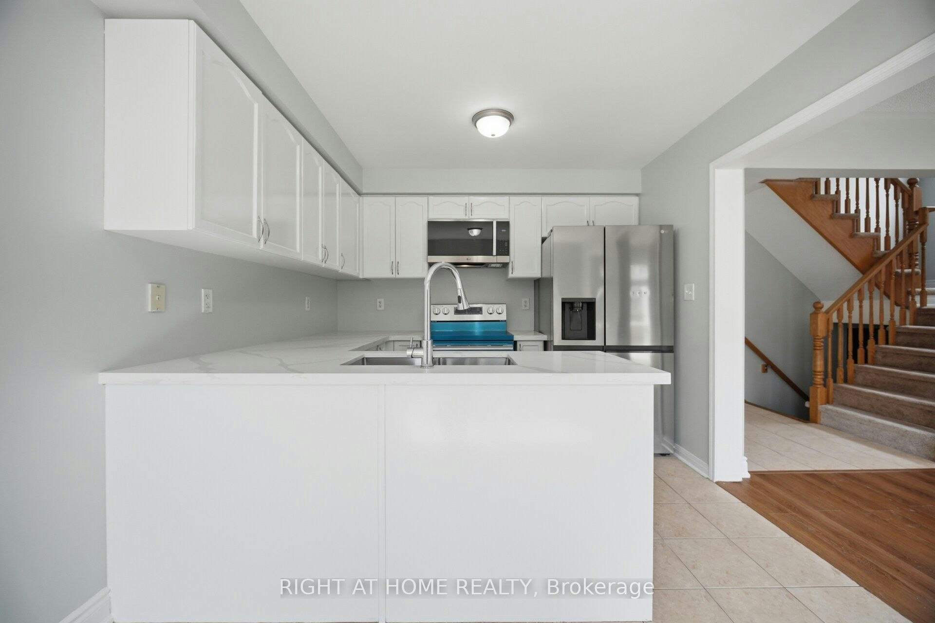 1064 Wickson Way, Milton, ON, L9T 6Y4 - 17