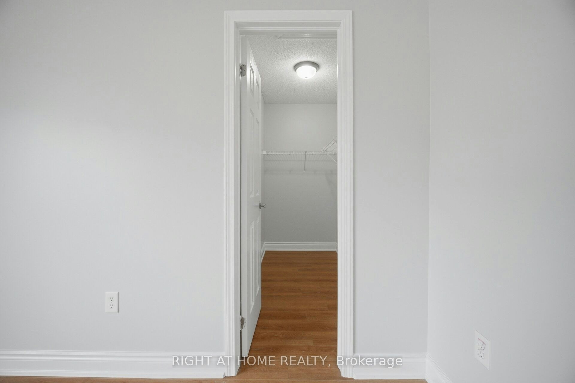 1064 Wickson Way, Milton, ON, L9T 6Y4 - 29
