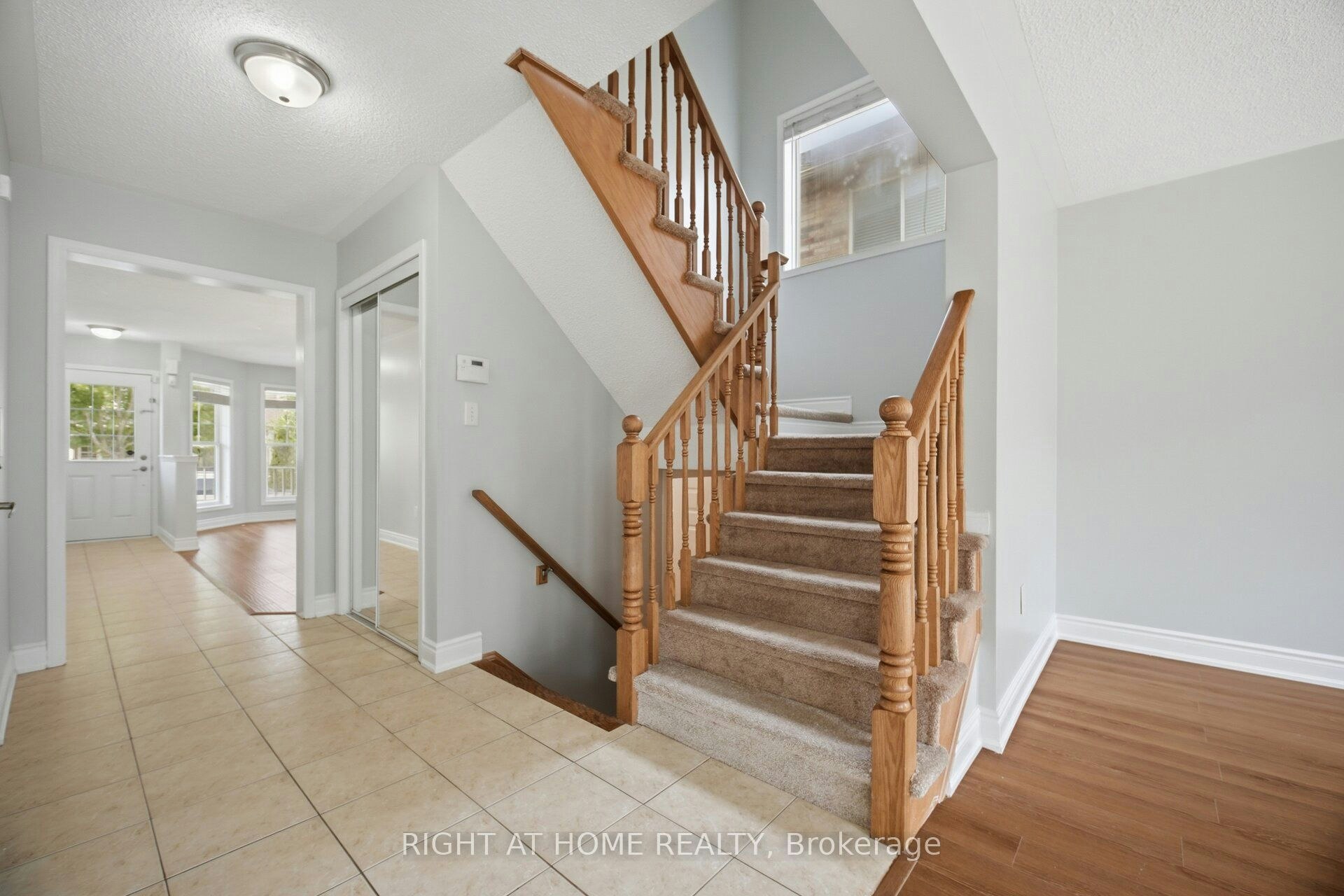1064 Wickson Way, Milton, ON, L9T 6Y4 - 24