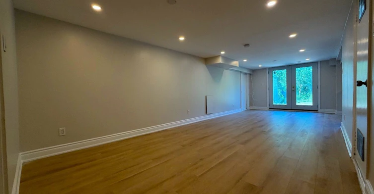 Rear Ground flr-65 Newlin Crescent, Toronto, ON, M3L 1X5 - 6