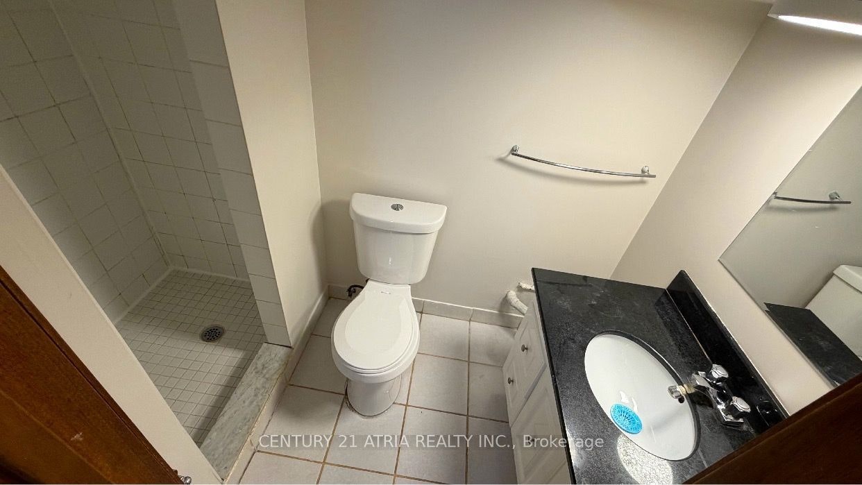 Rear Ground flr-65 Newlin Crescent, Toronto, ON, M3L 1X5 - 12
