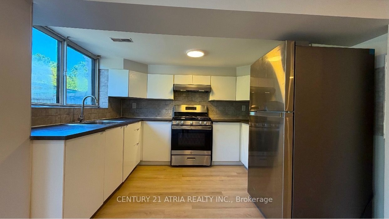 Rear Ground flr-65 Newlin Crescent, Toronto, ON, M3L 1X5 - 7