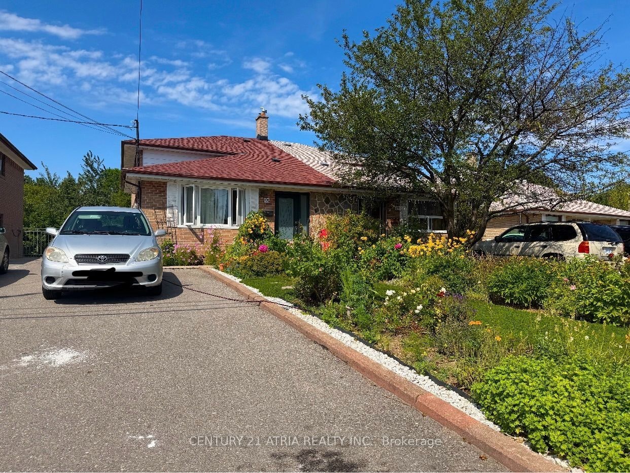 Rear Ground flr-65 Newlin Crescent, Toronto, ON, M3L 1X5