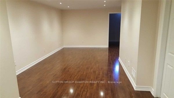 /Lower-5193 Nestling Grove, Mississauga, ON, L5M 0L3 - 2
