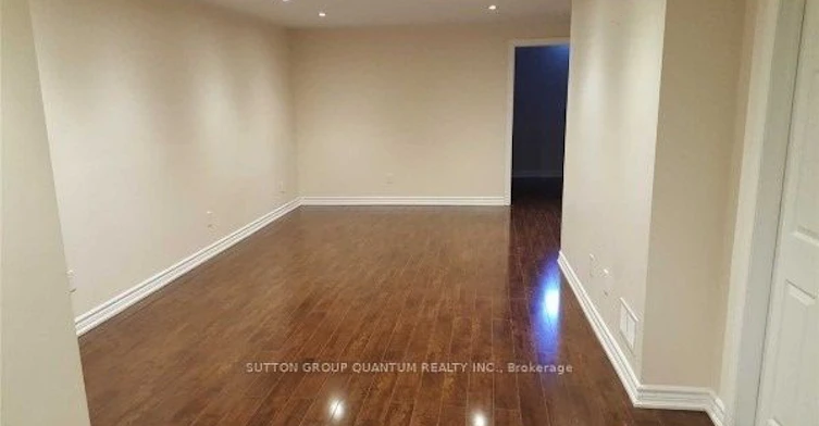 /Lower-5193 Nestling Grove, Mississauga, ON, L5M 0L3 - 2