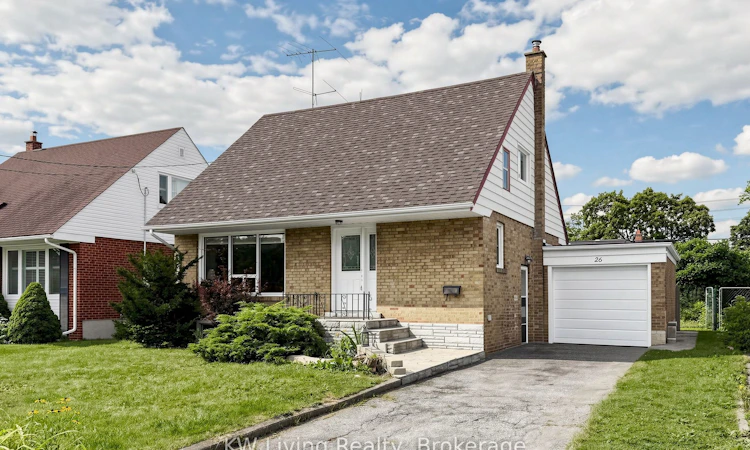 26 Mooreshead Drive