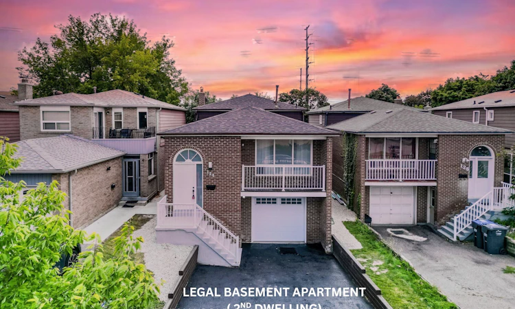 124 Banting Crescent