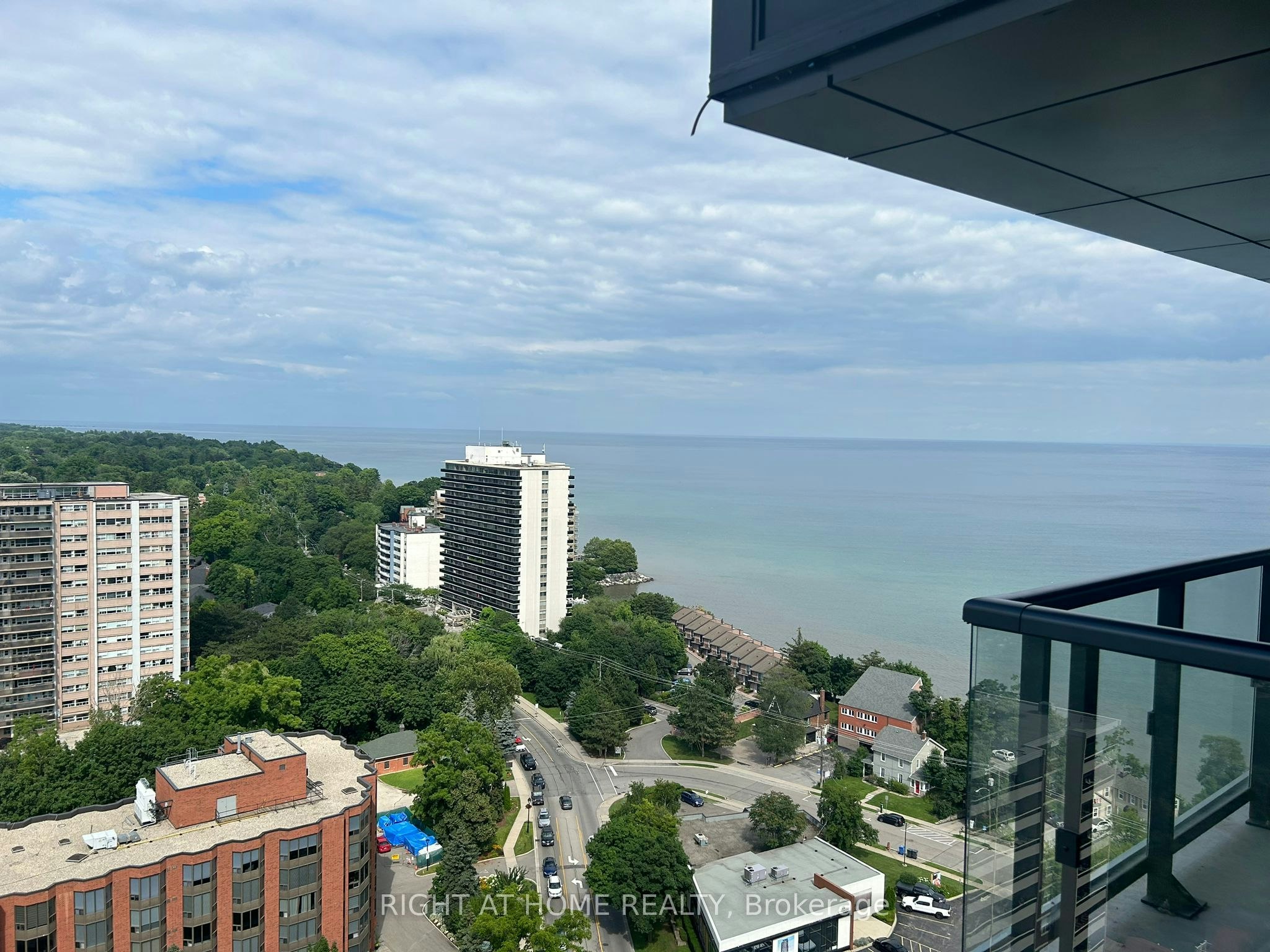 1902-370 Martha Street, Burlington, ON, L7R 0G9 - 24