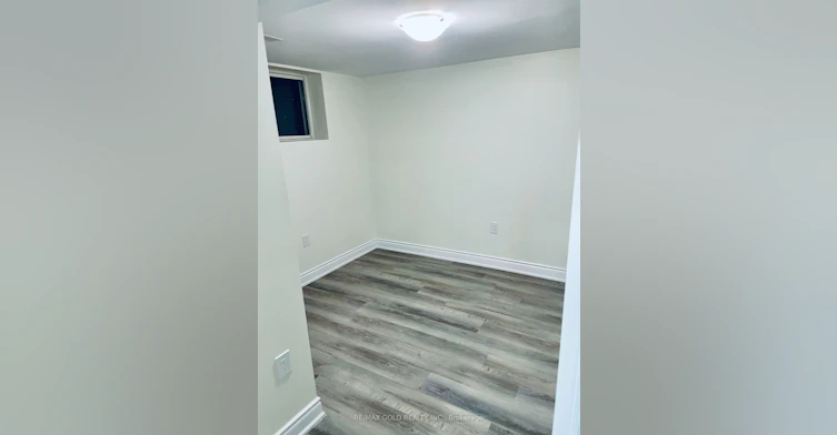 30 Moynes Avenue, Toronto, ON, M8Y 3B8 - 12