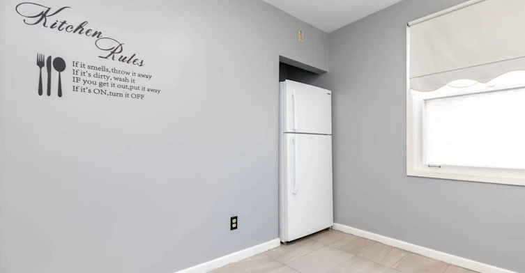 17 Pamille Place, Toronto, ON, M6M 3A9 - 17