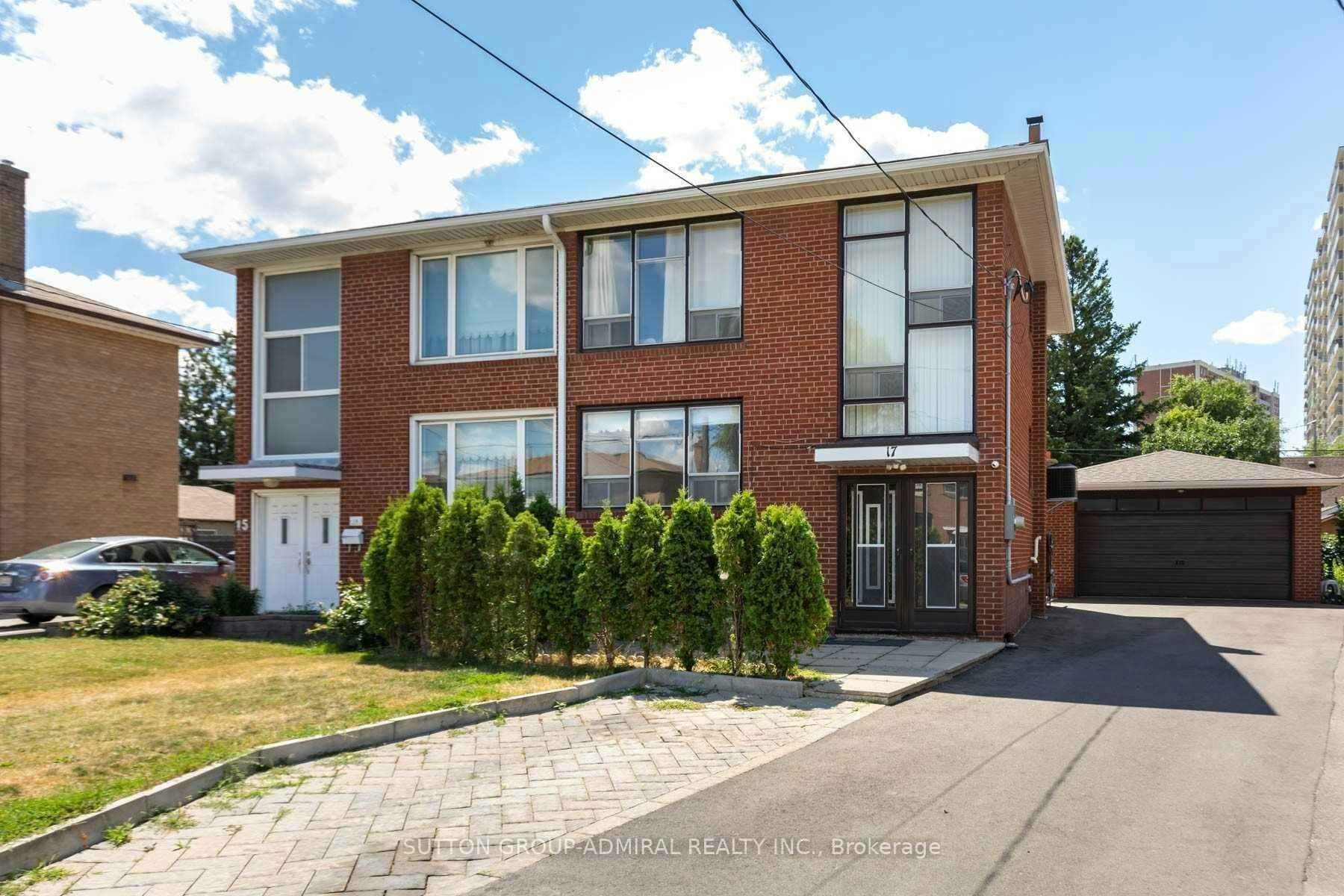 17 Pamille Place, Toronto, ON, M6M 3A9