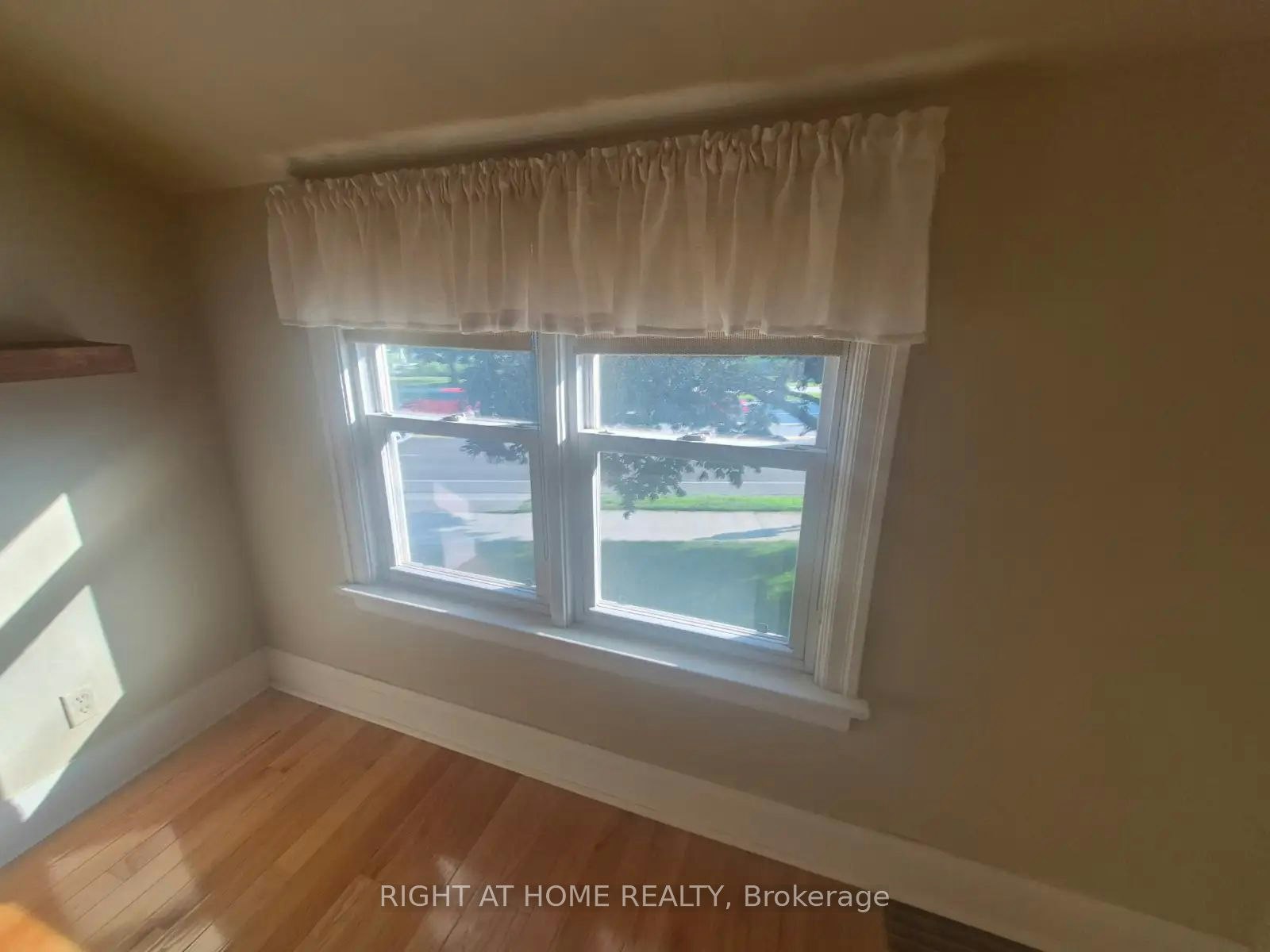 755 Maple Avenue, Burlington, ON, L7S 2K1 - 16