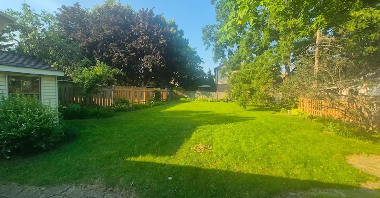 755 Maple Avenue, Burlington, ON, L7S 2K1 - 2
