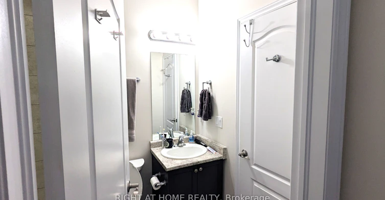 210-1360 Costigan Road, Milton, ON, L9T 0Y8 - 7