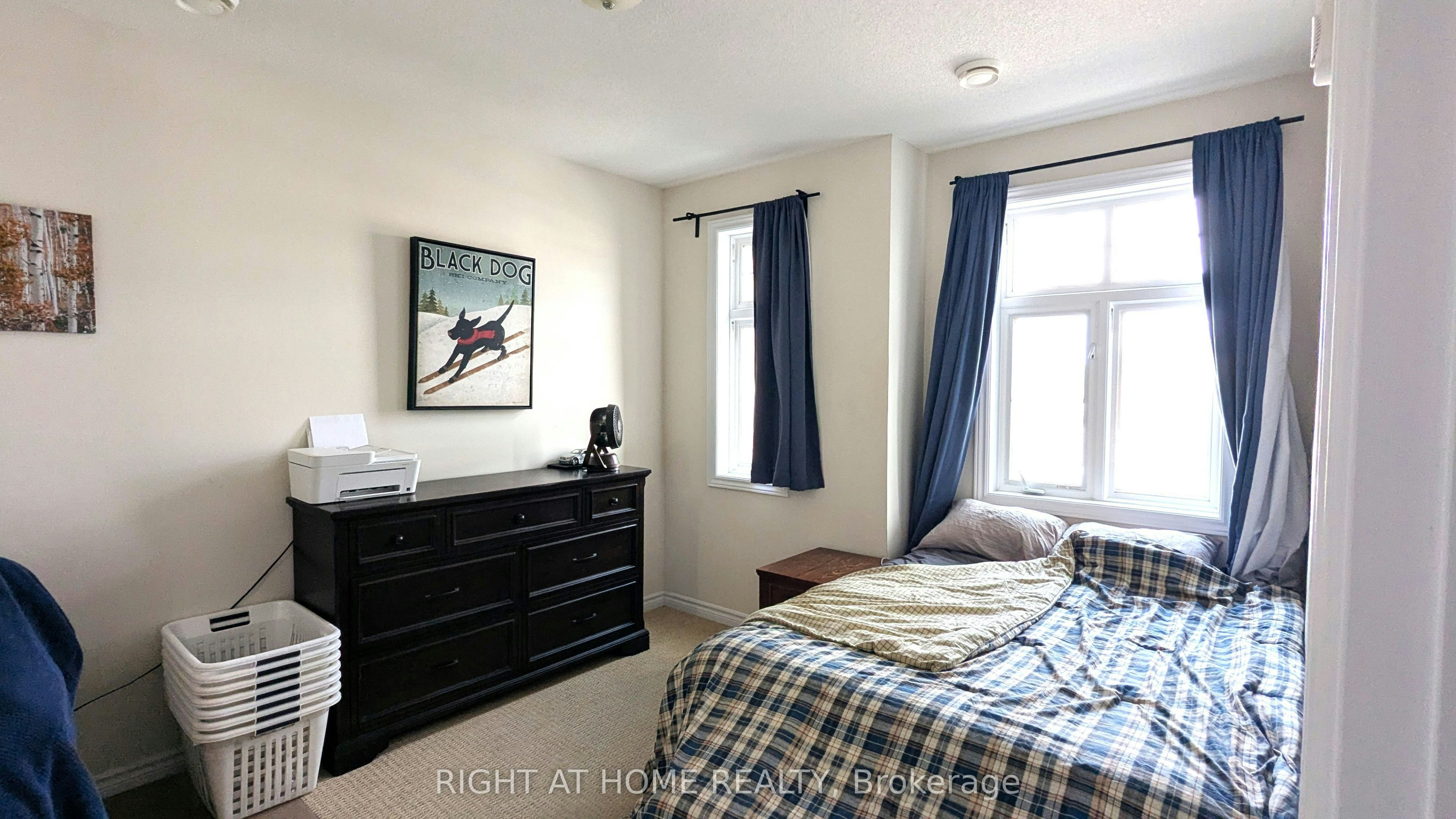 210-1360 Costigan Road, Milton, ON, L9T 0Y8 - 5