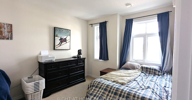 210-1360 Costigan Road, Milton, ON, L9T 0Y8 - 5