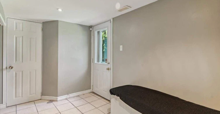 Lower-1252 Waterdown Road, Burlington, ON, L7P 4Z8 - 2
