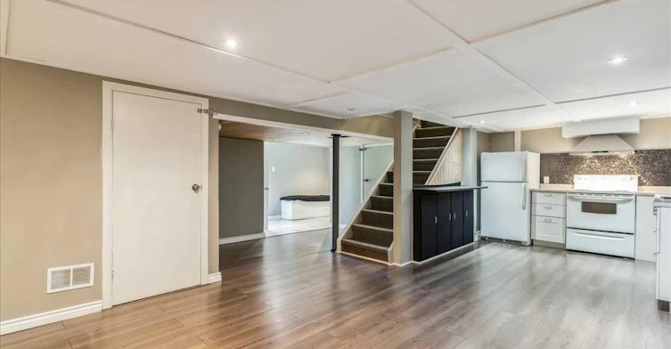 Lower-1252 Waterdown Road, Burlington, ON, L7P 4Z8 - 3