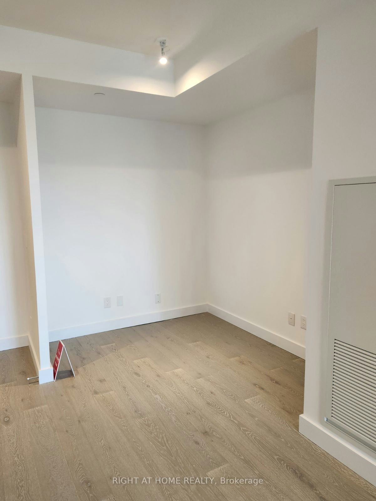 418-160 Kingsway Crescent, Toronto, ON, M8X 0B5 - 9