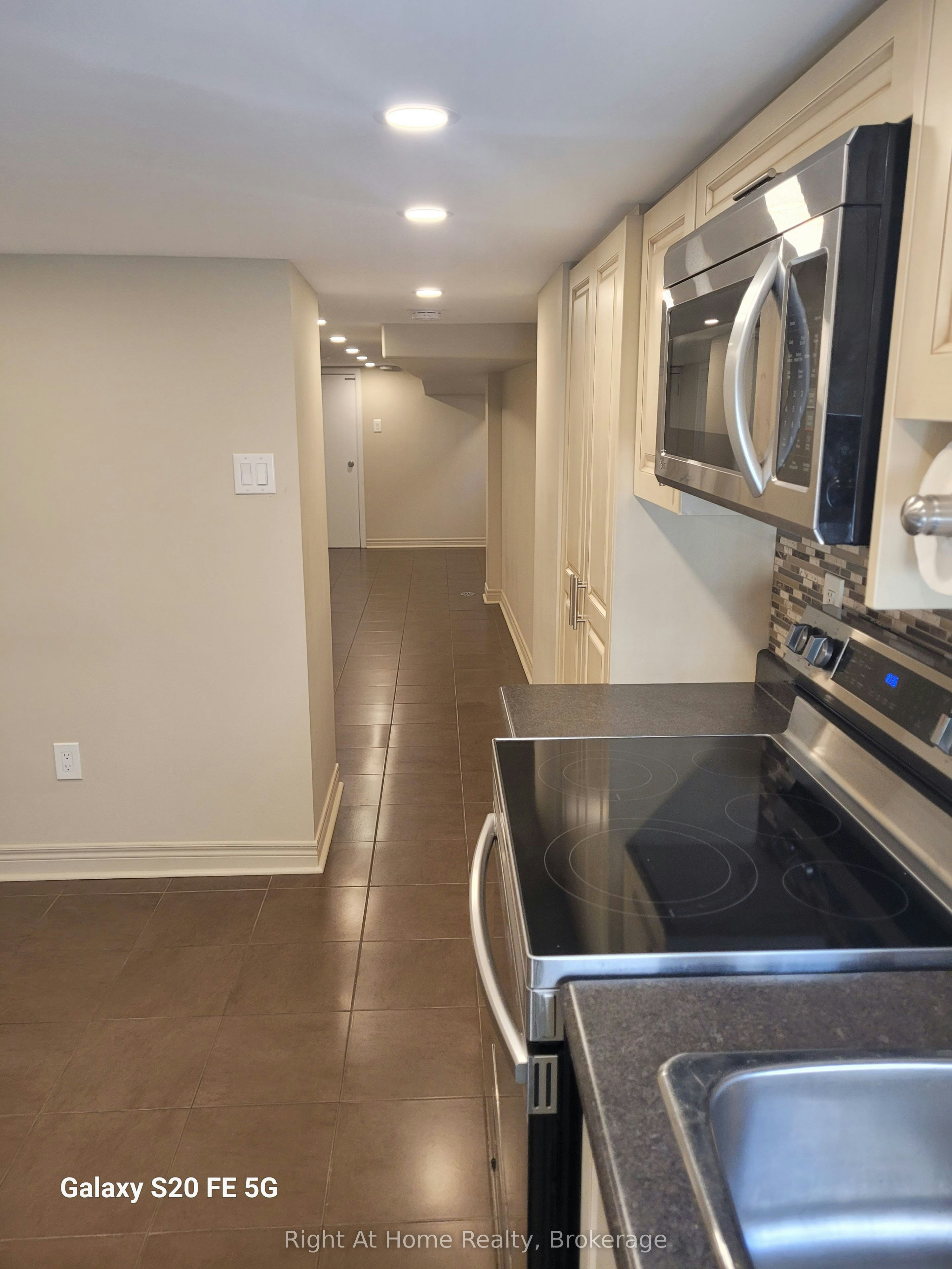 Basement-1042 St Clarens Avenue, Toronto, ON, M6H 3X7 - 5