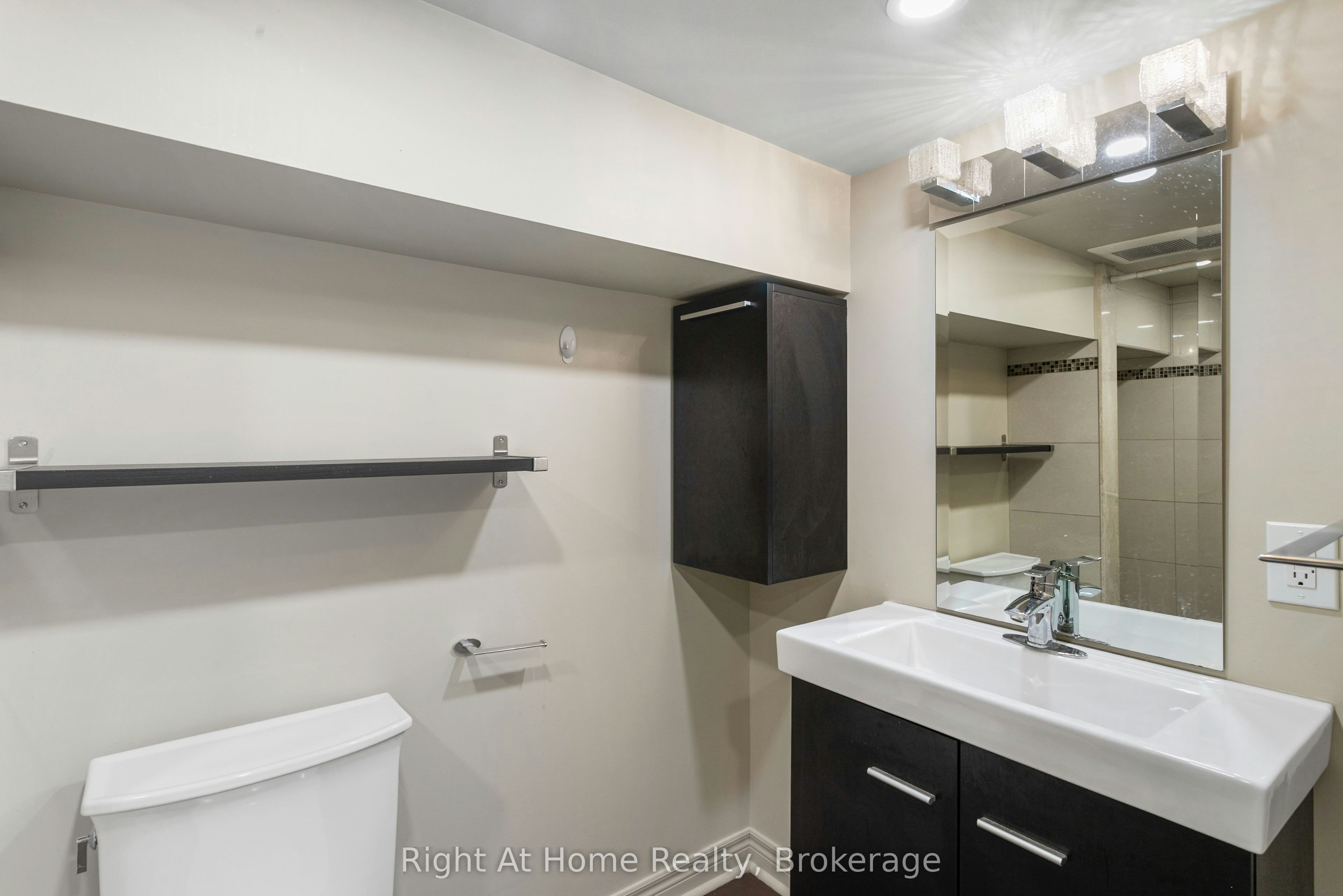 Basement-1042 St Clarens Avenue, Toronto, ON, M6H 3X7 - 4