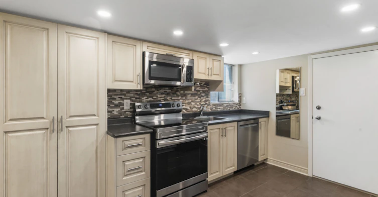 Basement-1042 St Clarens Avenue, Toronto, ON, M6H 3X7 - 6