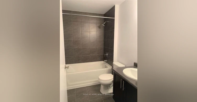 612-2486 Old Bronte Road, Oakville, ON, L6M 4J2 - 9