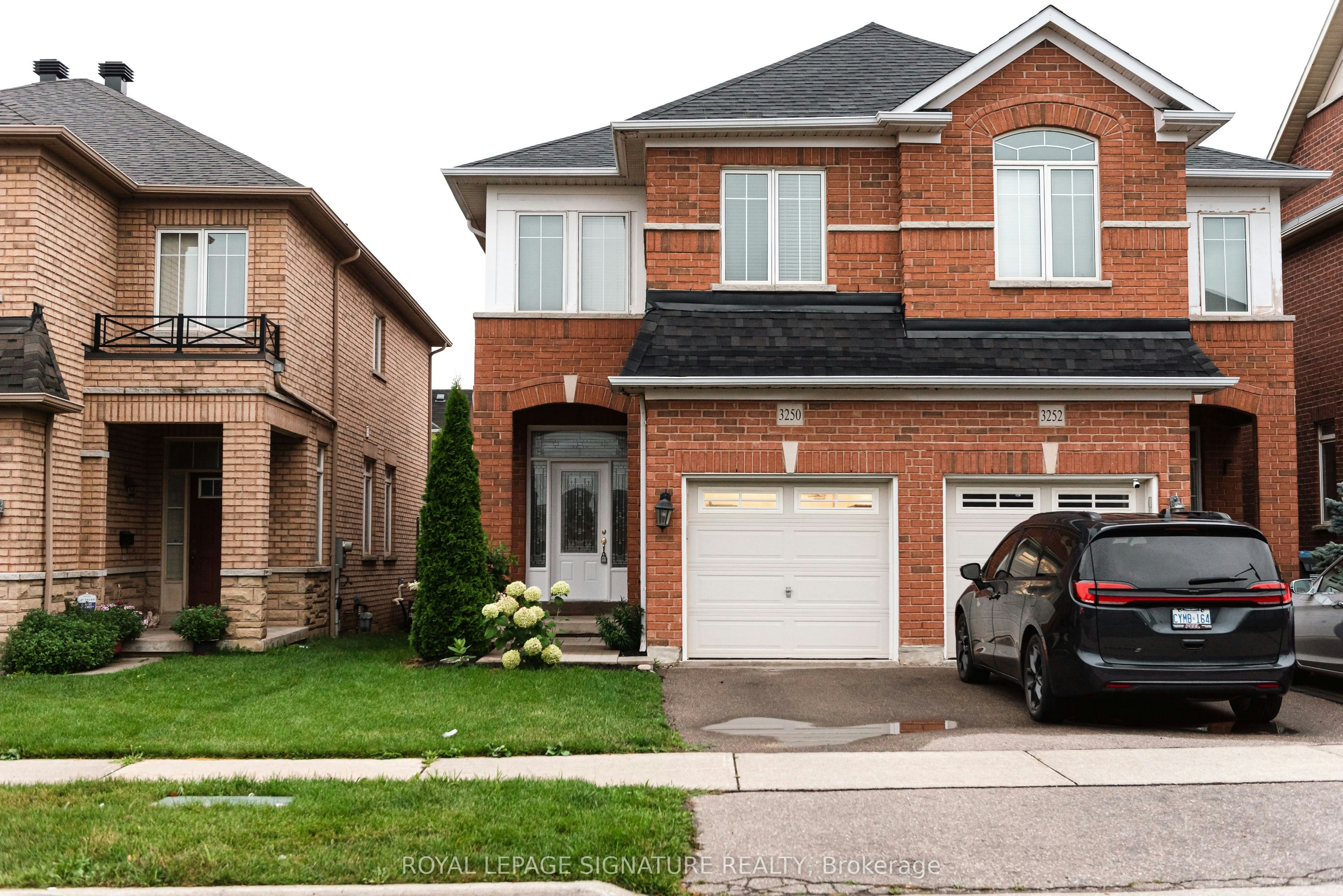 3250 Sunlight Street, Mississauga, ON, L5M 0G7