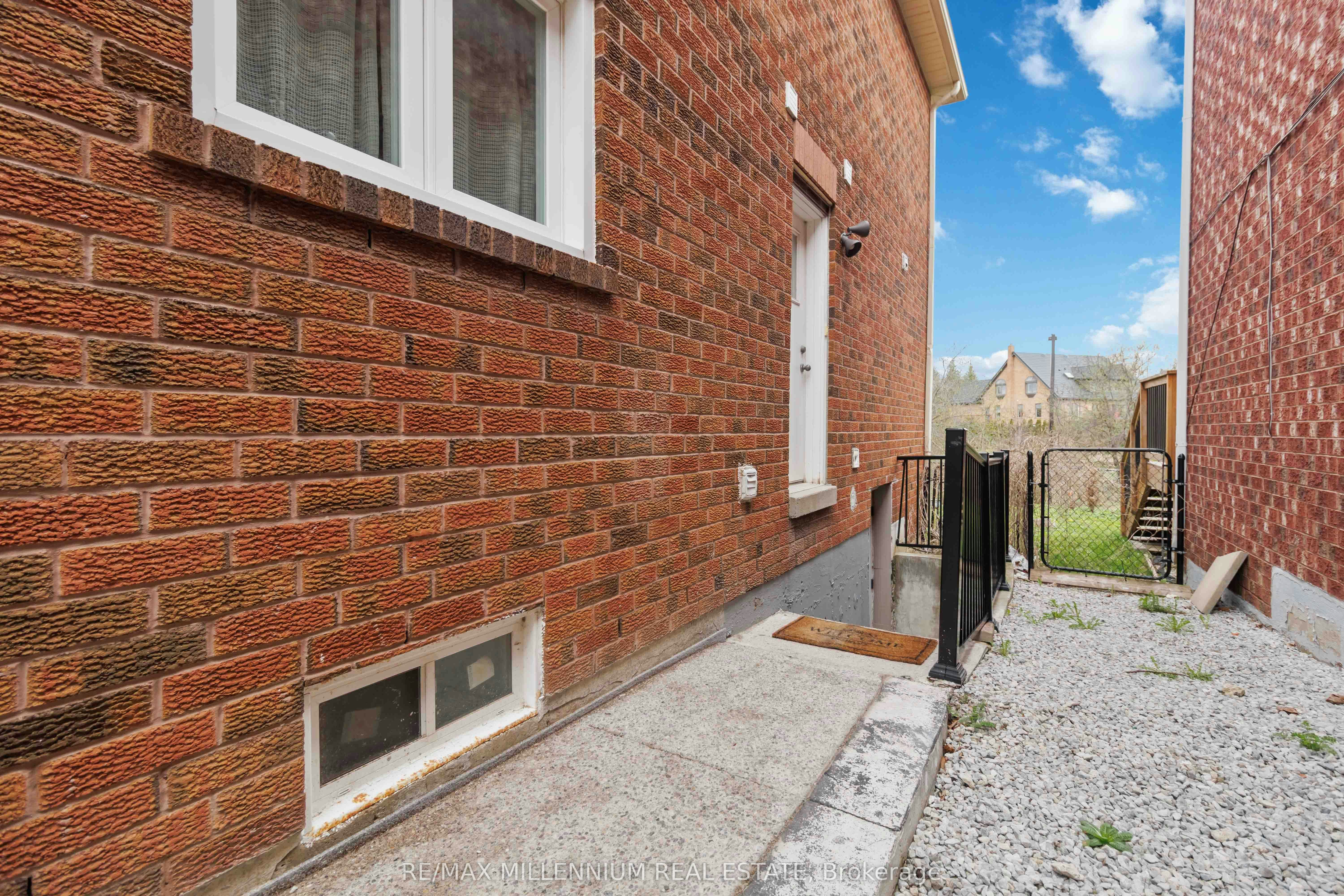 BSMT-6575 Alderwood Trail, Mississauga, ON, L5N 6W3 - 29