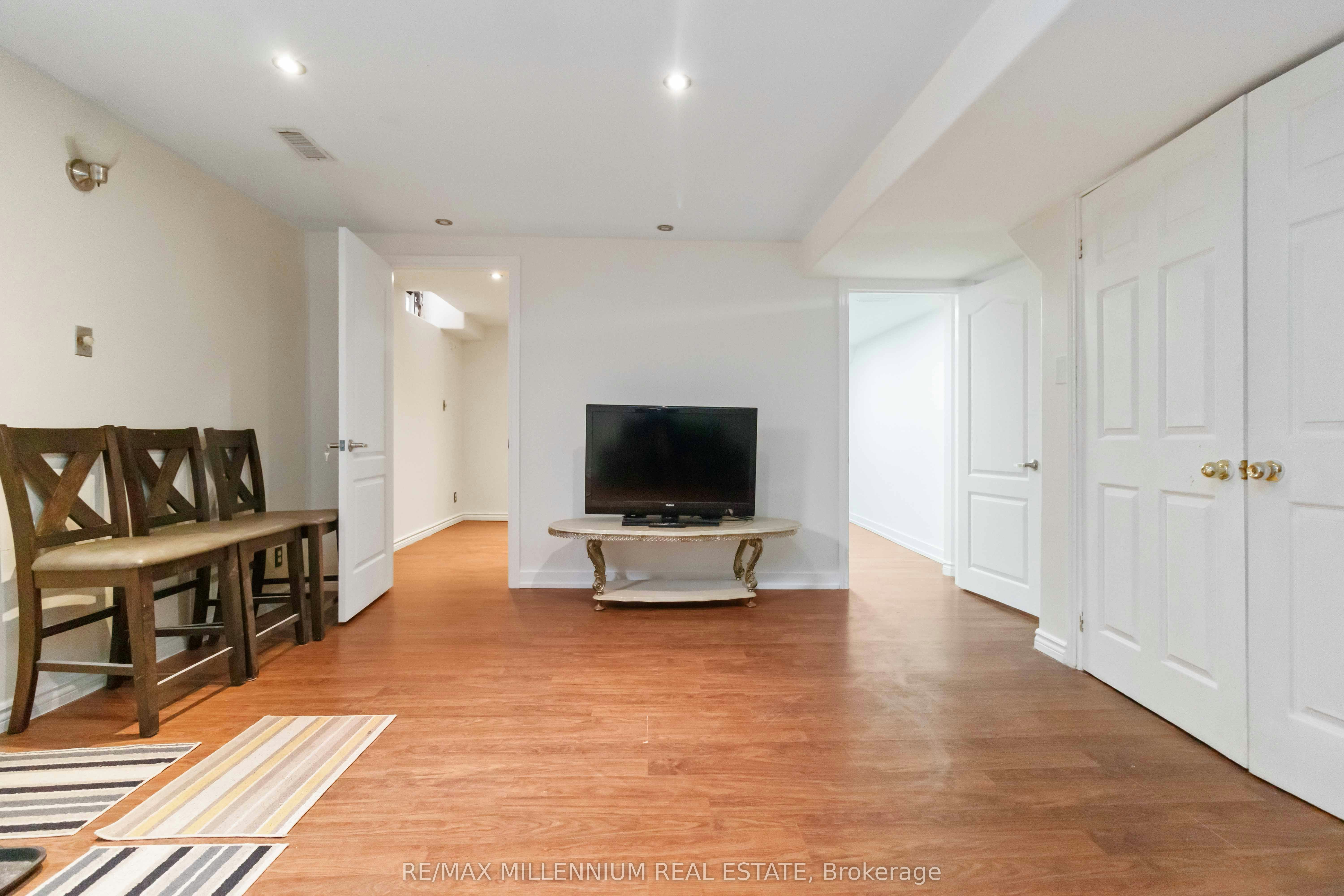 BSMT-6575 Alderwood Trail, Mississauga, ON, L5N 6W3 - 11