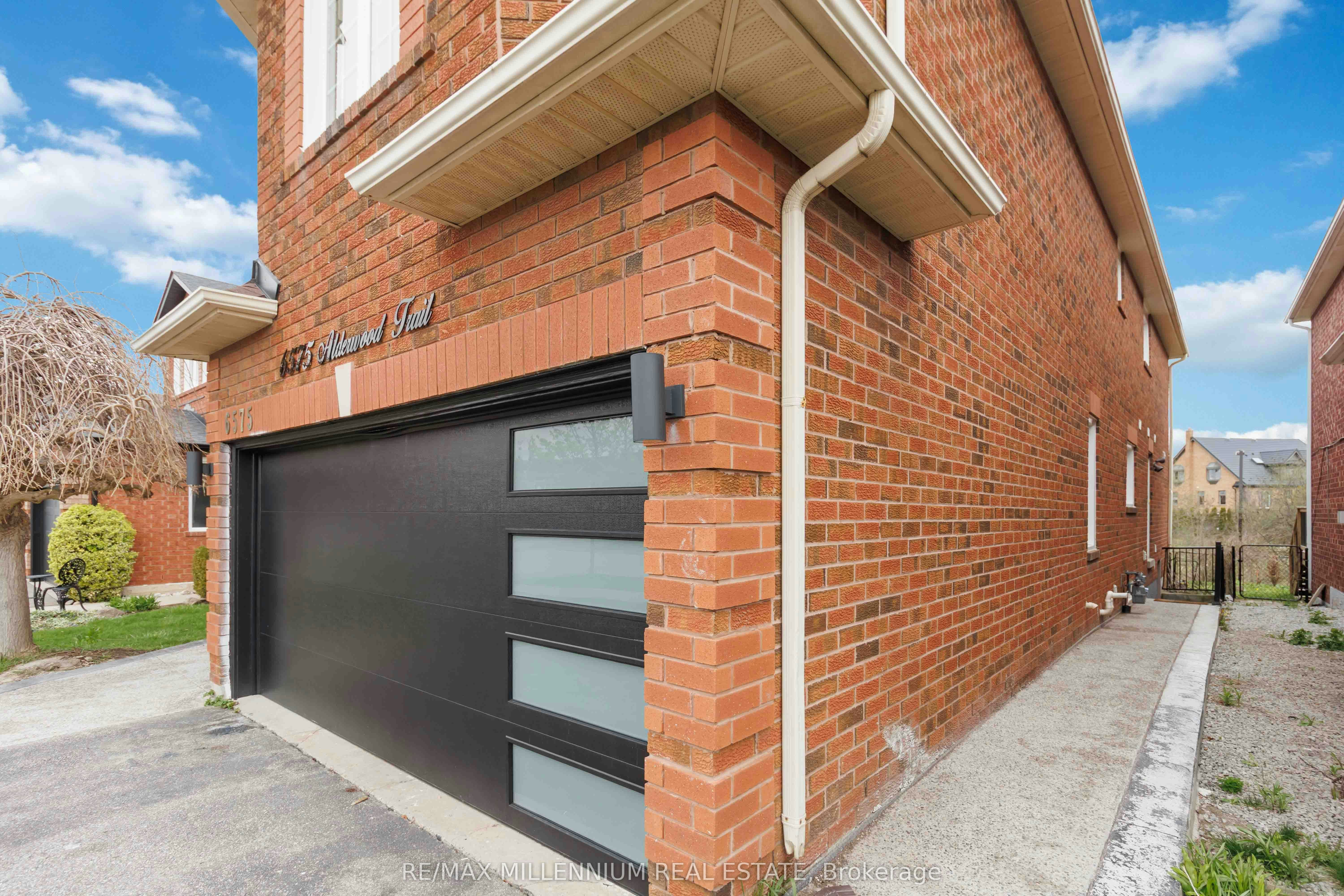 BSMT-6575 Alderwood Trail, Mississauga, ON, L5N 6W3 - 4