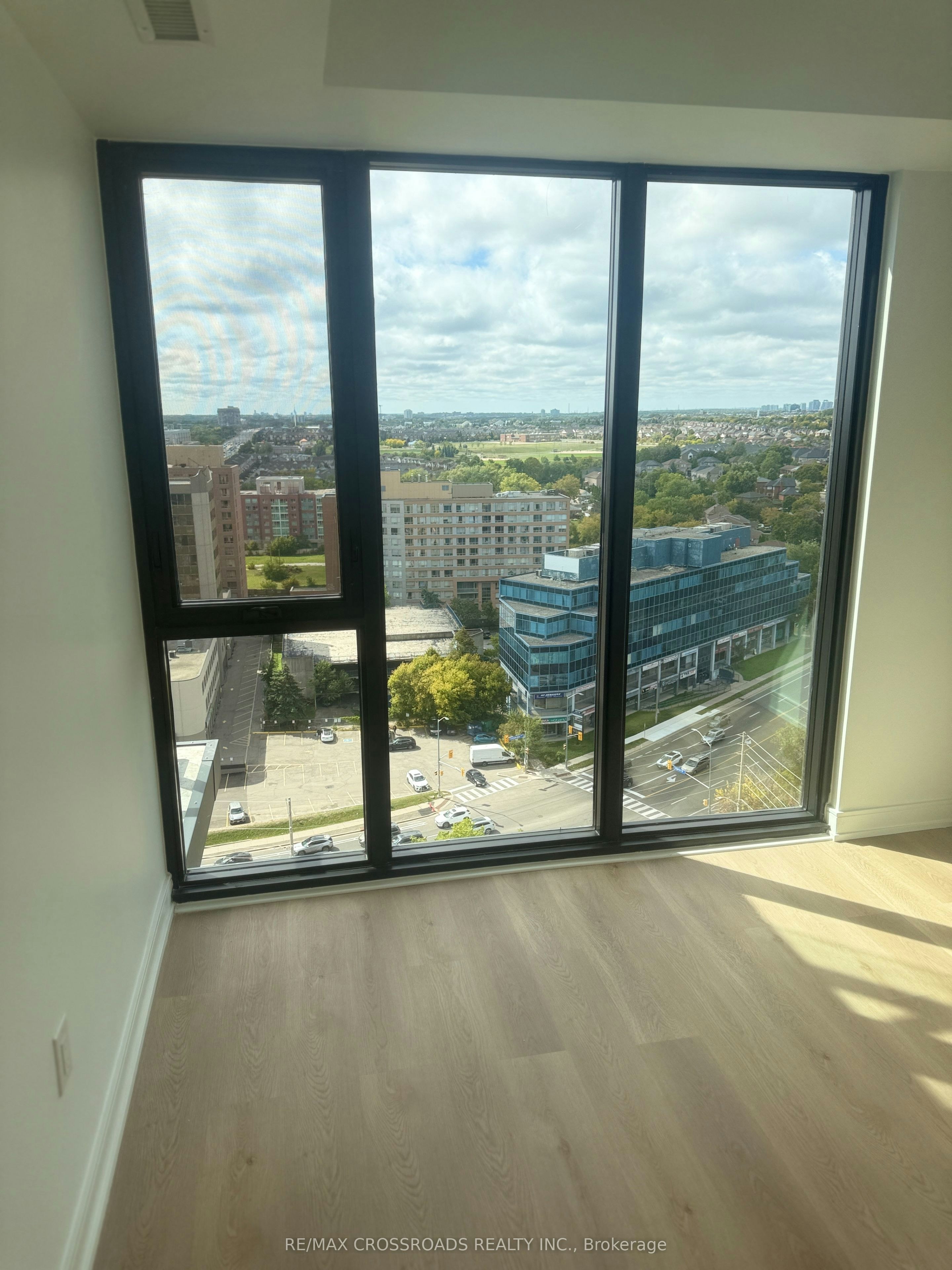 1610-3009 Novar Road, Mississauga, ON, L5B 0P9 - 10