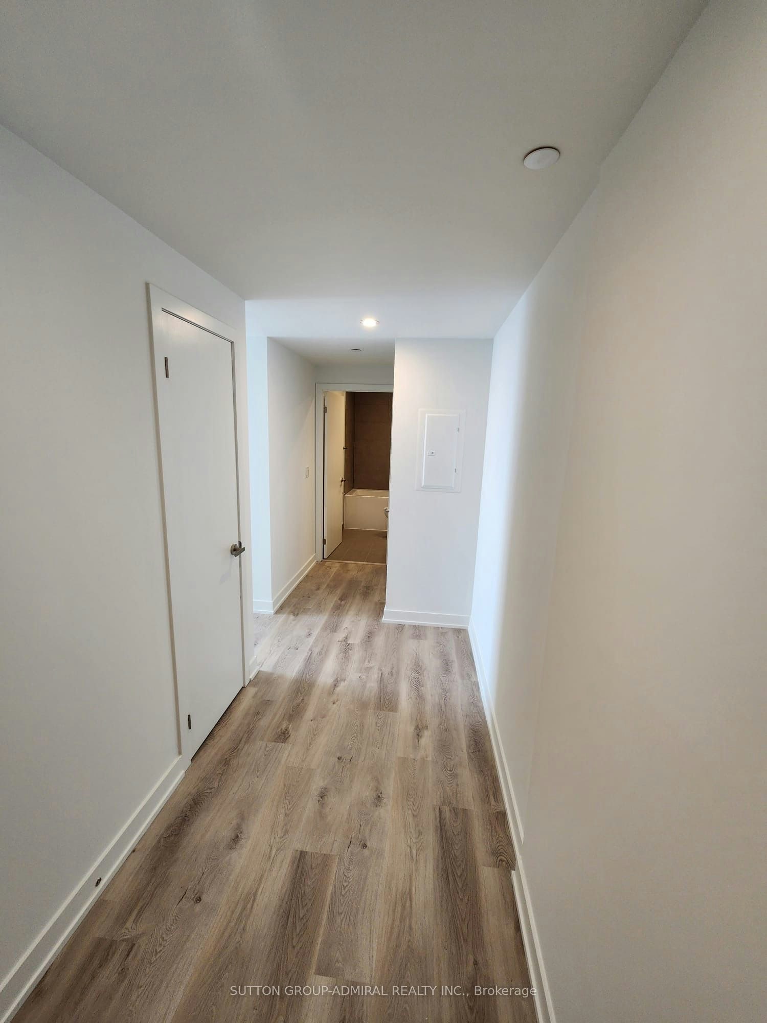 2308-370 Martha Street, Burlington, ON, L7R 2P7 - 3
