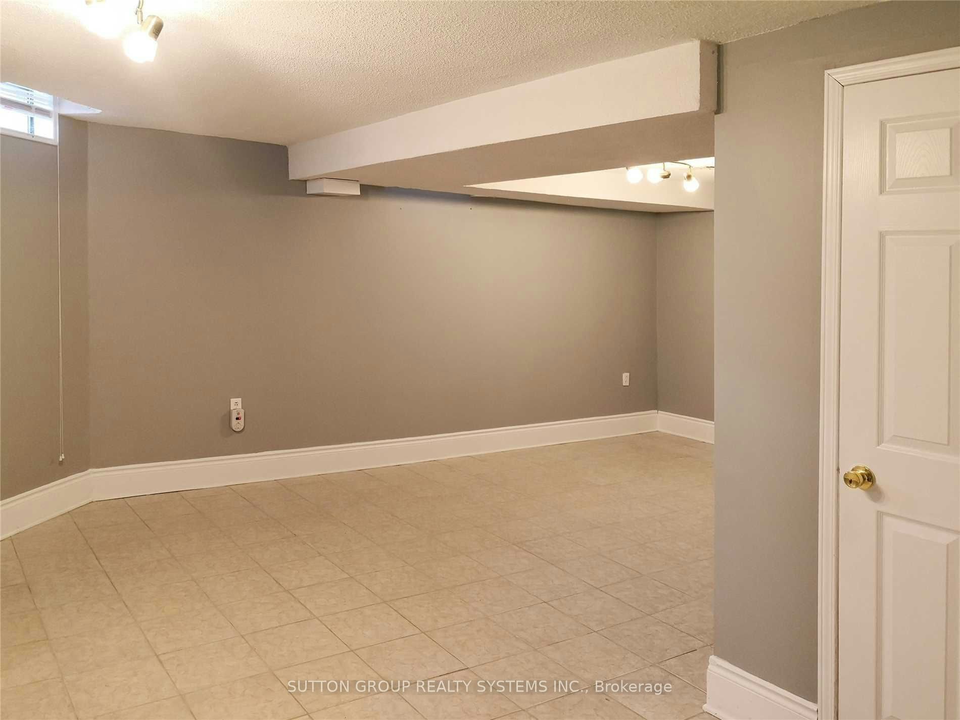 Lower-6005 Tenth Line, Mississauga, ON, L5N 5S6 - 2