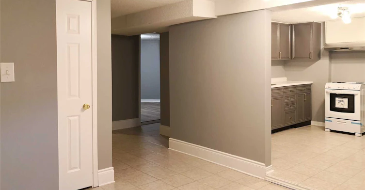 Lower-6005 Tenth Line, Mississauga, ON, L5N 5S6 - 4