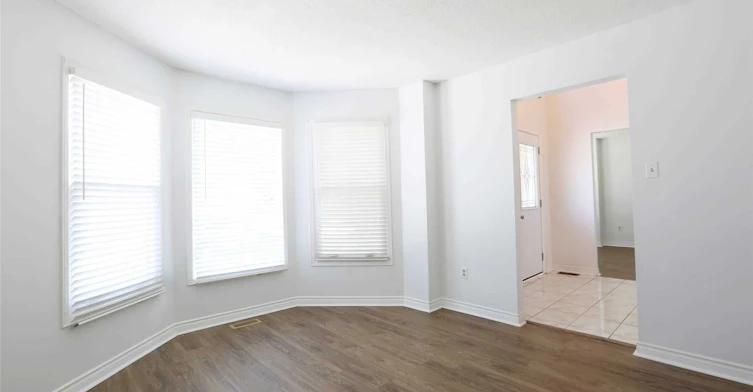 Upper-6005 Tenth Line, Mississauga, ON, L5N 5S6 - 3