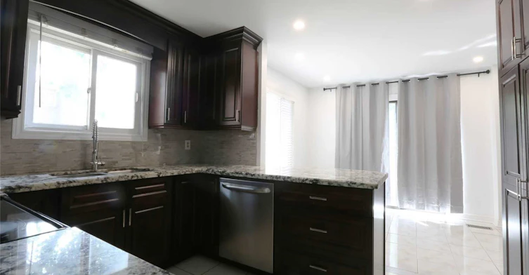 Upper-6005 Tenth Line, Mississauga, ON, L5N 5S6 - 10