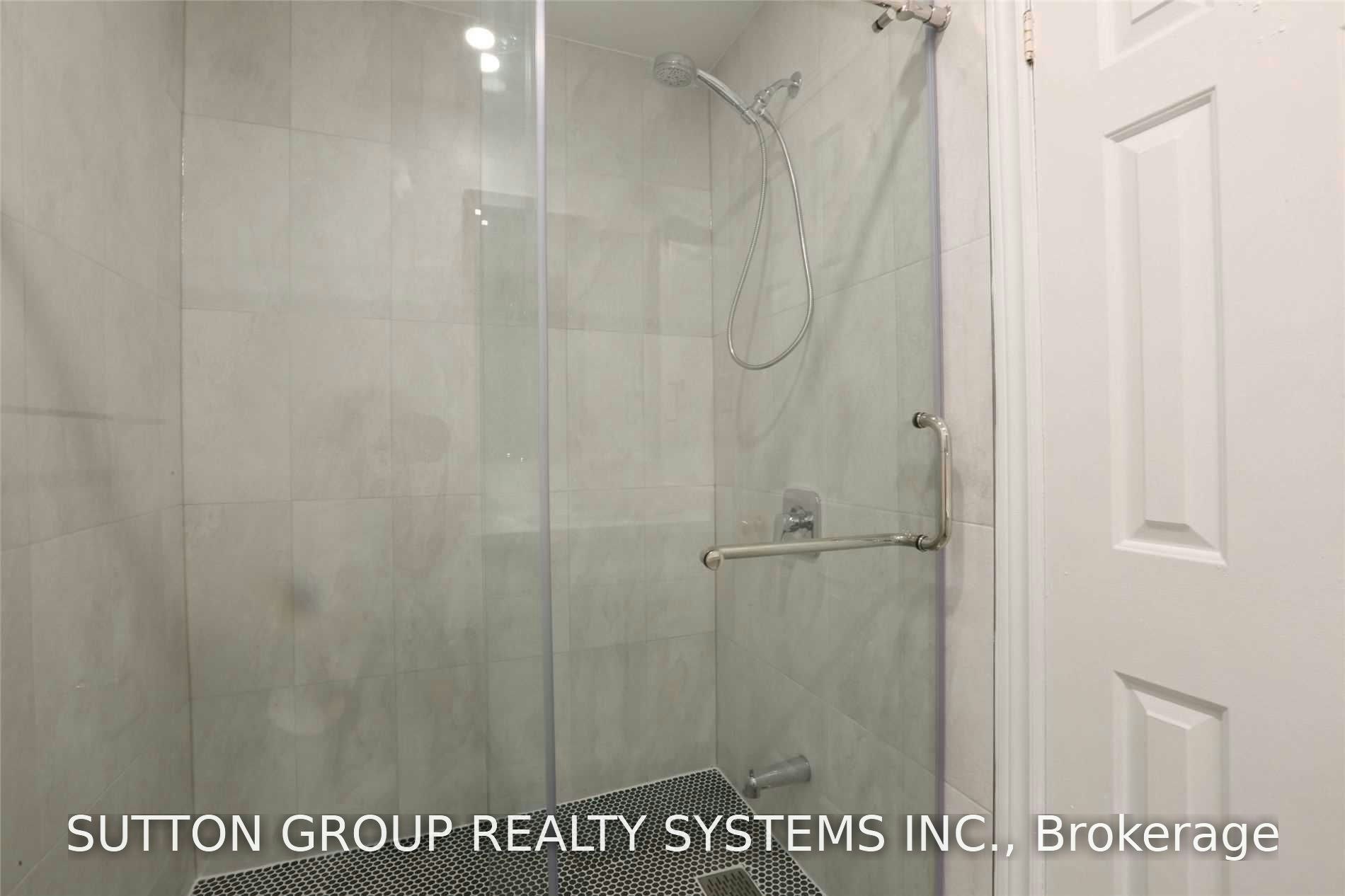 Upper-6005 Tenth Line, Mississauga, ON, L5N 5S6 - 18