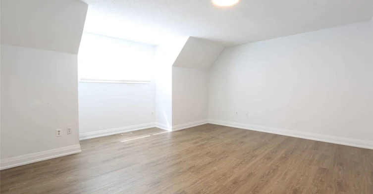 Upper-6005 Tenth Line, Mississauga, ON, L5N 5S6 - 11